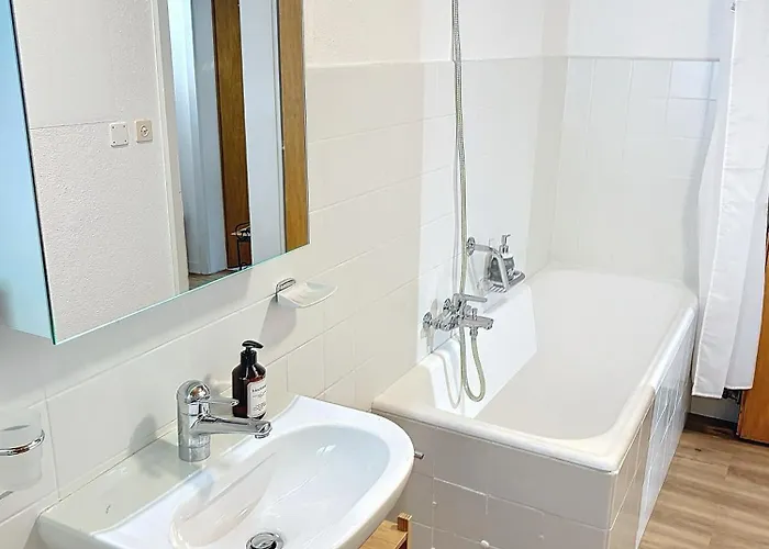 Stern - Confort Au Coeur De Apartment